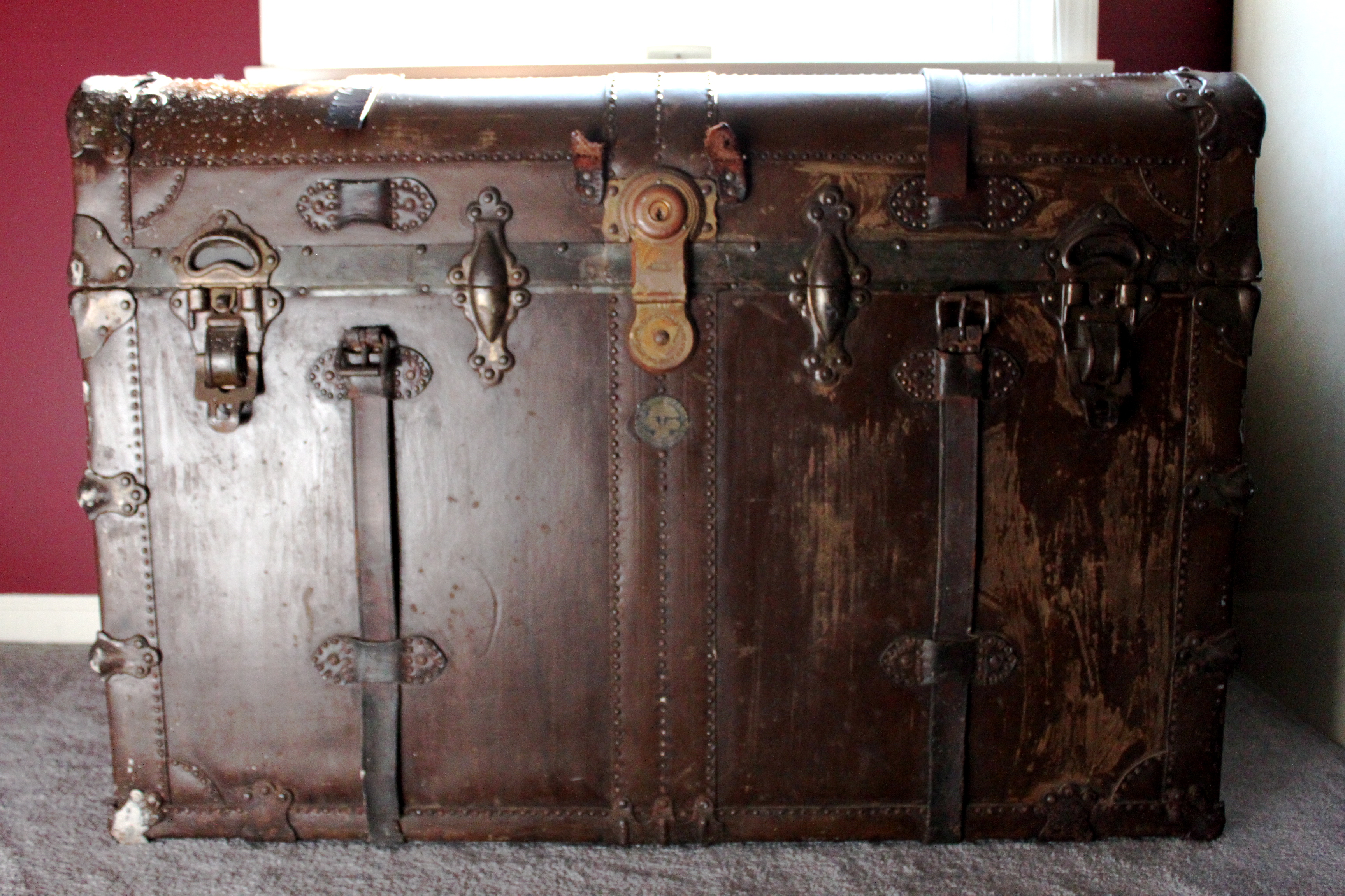 types of antique trunk locks